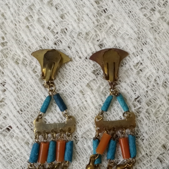 Vintage Mid Century Egyptian Revival Bib Necklace Clip Earring Set Faience - Picture 2 of 12